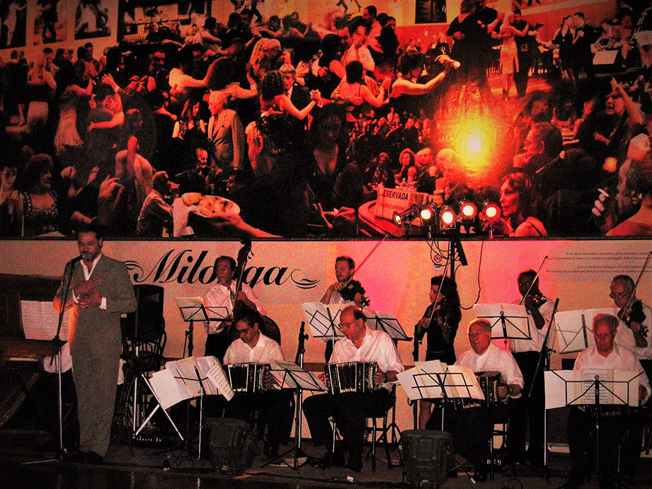 Salón Canning, Mina Milonga